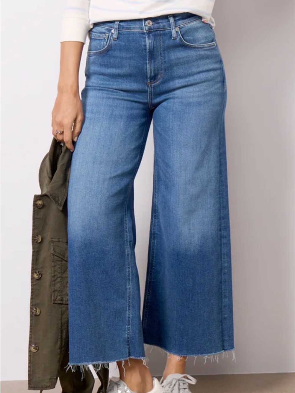 Citizens Of Humanity Dark Blue Frayed Hem Cropped Jeans